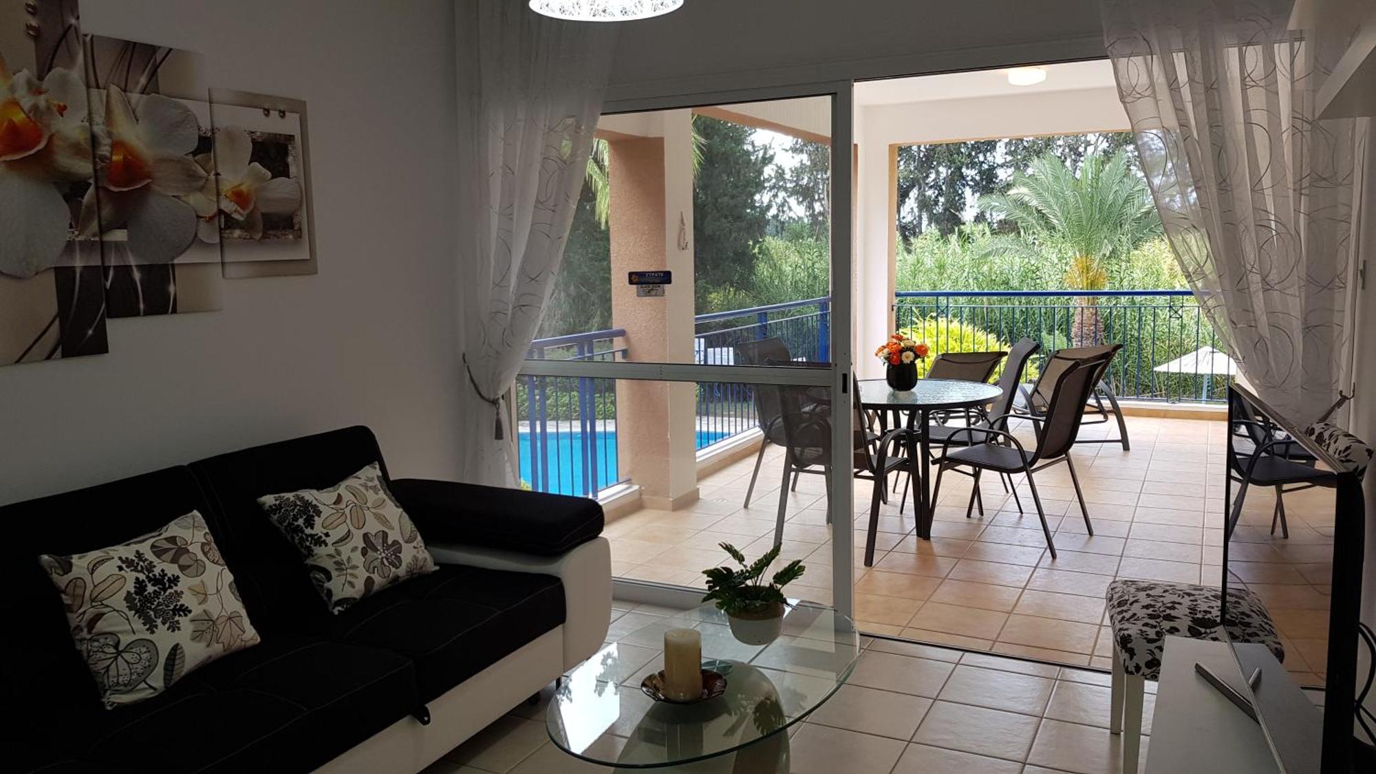 Paradise Gardens IV 2 Bd Amazing Apartment Paphos Exterior photo
